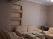 İcarəyə verilir 3 otaqlı 90 m2 yeni tikili Nizami m.