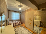 İcarəyə verilir 3 otaqlı 115 m2 yeni tikili Şah İsmayıl Xətai m.