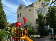 Satılır 9 otaqlı 550 m2 villa Bakıxanov