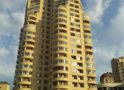 Satılır 3 otaqlı 90 m2 yeni tikili 28 May m.