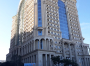 Satılır 3 otaqlı 135 m2 yeni tikili Elmlər Akademiyası m.