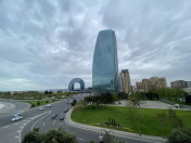 İcarəyə verilir 4 otaqlı 122 m2 köhnə tikili Şah İsmayıl Xətai m.