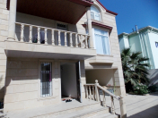 İcarəyə verilir 5 otaqlı 300 m2 villa Badamdar