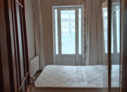 Satılır 3 otaqlı 75 m2 köhnə tikili Elmlər Akademiyası m.