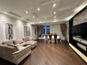 Satılır 3 otaqlı 142 m2 yeni tikili Şah İsmayıl Xətai m.