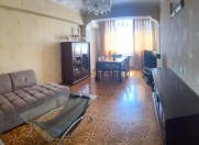 Satılır 2 otaqlı 55 m2 köhnə tikili Gənclik m.