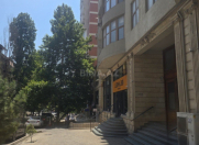 Satılır 5 otaqlı 676 m2 obyekt 28 Mall