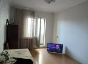 İcarəyə verilir 3 otaqlı 90 m2 köhnə tikili Xalqlar Dostluğu m.