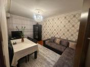 Satılır 3 otaqlı 90 m2 köhnə tikili Həzi Aslanov m.