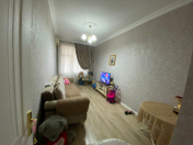 Satılır 3 otaqlı 72 m2 yeni tikili Saray