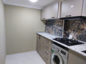 İcarəyə verilir 5 otaqlı 170 m2 köhnə tikili 28 May m.