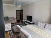 Satılır 4 otaqlı 112 m2 köhnə tikili 9 mkr