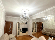 Satılır 3 otaqlı 65 m2 köhnə tikili Memar Əcəmi m.