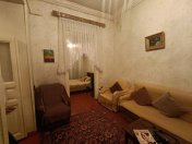 Satılır 4 otaqlı 130 m2 köhnə tikili Nəsimi r.