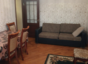 İcarəyə verilir 2 otaqlı 55 m2 köhnə tikili Qara Qarayev m.