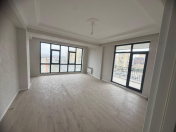 Satılır 3 otaqlı 126 m2 yeni tikili Sumqayıt