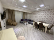 İcarəyə verilir 3 otaqlı 85 m2 yeni tikili Xətai r.