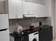 Satılır 1 otaqlı 71 m2 yeni tikili Saray