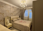 Satılır 4 otaqlı 100 m2 köhnə tikili Y.Günəşli