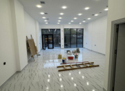 İcarəyə verilir 1 otaqlı 75 m2 obyekt Nizami r.