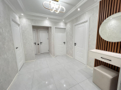 Satılır 3 otaqlı 76 m2 yeni tikili Neftçilər m.