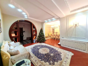 Satılır 4 otaqlı 220.5 m2 yeni tikili İçəri Şəhər