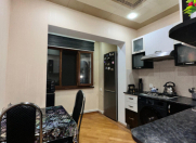 Satılır 3 otaqlı 80 m2 köhnə tikili 4 mkr