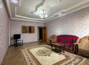 Satılır 3 otaqlı 119 m2 yeni tikili 28 May m.