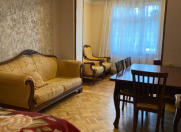 Satılır 3 otaqlı 75 m2 köhnə tikili Nizami r.