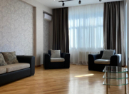 Satılır 2 otaqlı 90 m2 yeni tikili 8 Noyabr m.