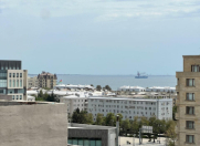 Satılır 3 otaqlı 161 m2 yeni tikili Şah İsmayıl Xətai m.