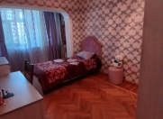 Satılır 4 otaqlı 110 m2 köhnə tikili 8 mkr