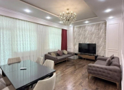 Satılır 3 otaqlı 120 m2 yeni tikili Gənclik m.