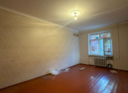 Satılır 3 otaqlı 85 m2 köhnə tikili Xətai r.