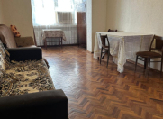 İcarəyə verilir 2 otaqlı 60 m2 köhnə tikili Gənclik m.