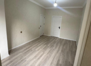 Satılır 3 otaqlı 80 m2 köhnə tikili Memar Əcəmi m.