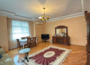 Satılır 3 otaqlı 135 m2 yeni tikili 8 Noyabr m.