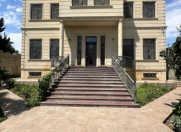 Satılır 7 otaqlı 200 m2 villa Həzi Aslanov