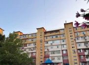 Satılır 4 otaqlı 100 m2 köhnə tikili Xalqlar Dostluğu m.