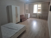 Satılır 2 otaqlı 70 m2 yeni tikili Saray