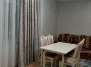 İcarəyə verilir 2 otaqlı 80 m2 köhnə tikili Həzi Aslanov m.