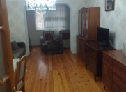 İcarəyə verilir 3 otaqlı 80 m2 köhnə tikili İnşaatçılar m.