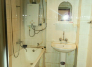 İcarəyə verilir 4 otaqlı 110 m2 köhnə tikili Gənclik m.