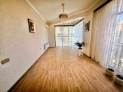 Satılır 3 otaqlı 110 m2 yeni tikili 28 May m.