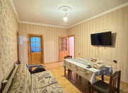 Satılır 5 otaqlı 125 m2 köhnə tikili Xətai r.