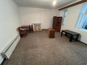 Satılır 3 otaqlı 100 m2 köhnə tikili 28 May m.