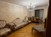 Satılır 3 otaqlı 90 m2 köhnə tikili Memar Əcəmi m.