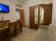 Satılır 3 otaqlı 50 m2 köhnə tikili Gənclik m.