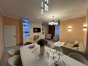 Satılır 4 otaqlı 160 m2 yeni tikili Yasamal r.