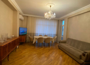 Satılır 2 otaqlı 90 m2 yeni tikili Nəriman Nərimanov m.